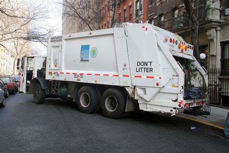 nyc sanitation job openings.
